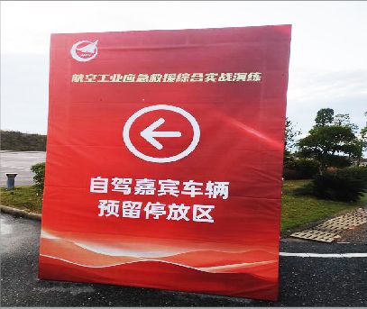 昆明户外广告牌用什么材料做最好？