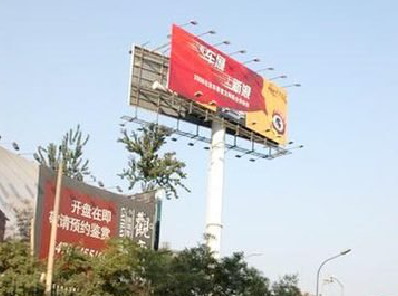 昆明户外广告怎么做才能让人一眼记住？